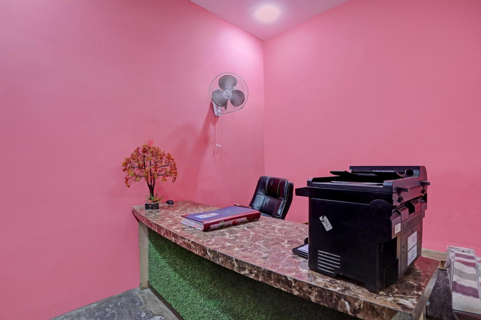 Hotel O Raaz Hotel Delhi  Eksteriør bilde
